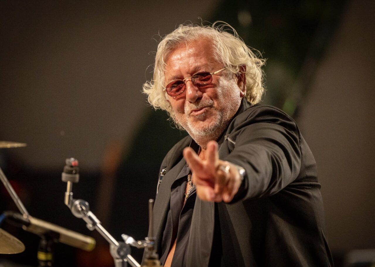 EXCLUSIV VIDEO| Phoenix, file de istorie. Va renaște în formula de aur din anii ’70? Ce spune Ovidiu Lipan Țăndărică despre marea reîntâlnire muzicală