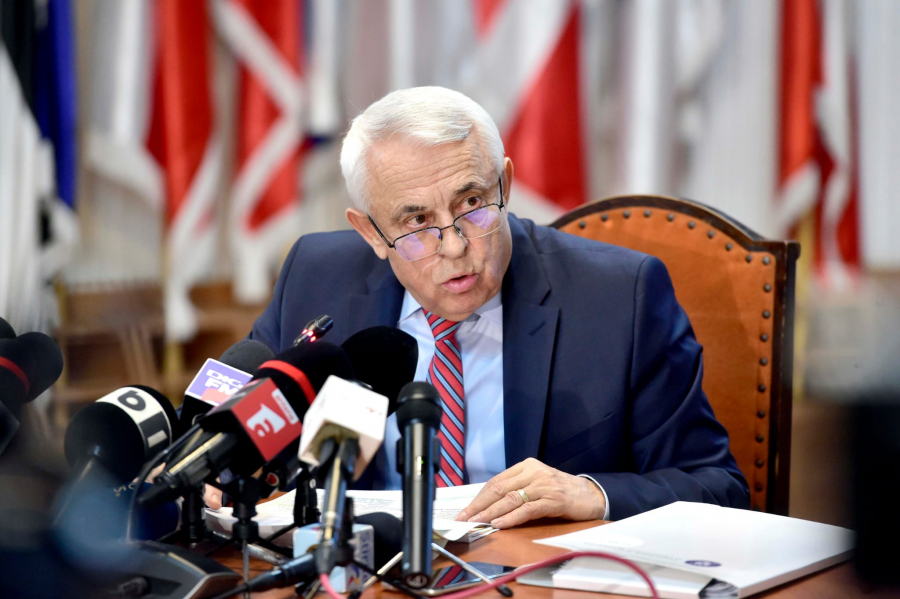 VIDEO | Ministrul Agriculturii consideră derizorie suma de la UE pentru sprijinirea fermierilor români: „Am solicitat revizuirea formulei de calcul”