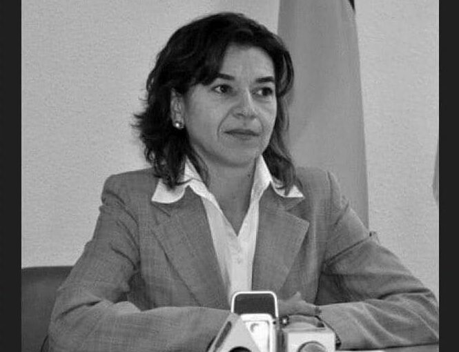 Motivul pentru care directoarea Bibliotecii Județene din Târgu Jiu și-a pus capăt zilelor. Femeia a lăsat un BILET DE ADIO
