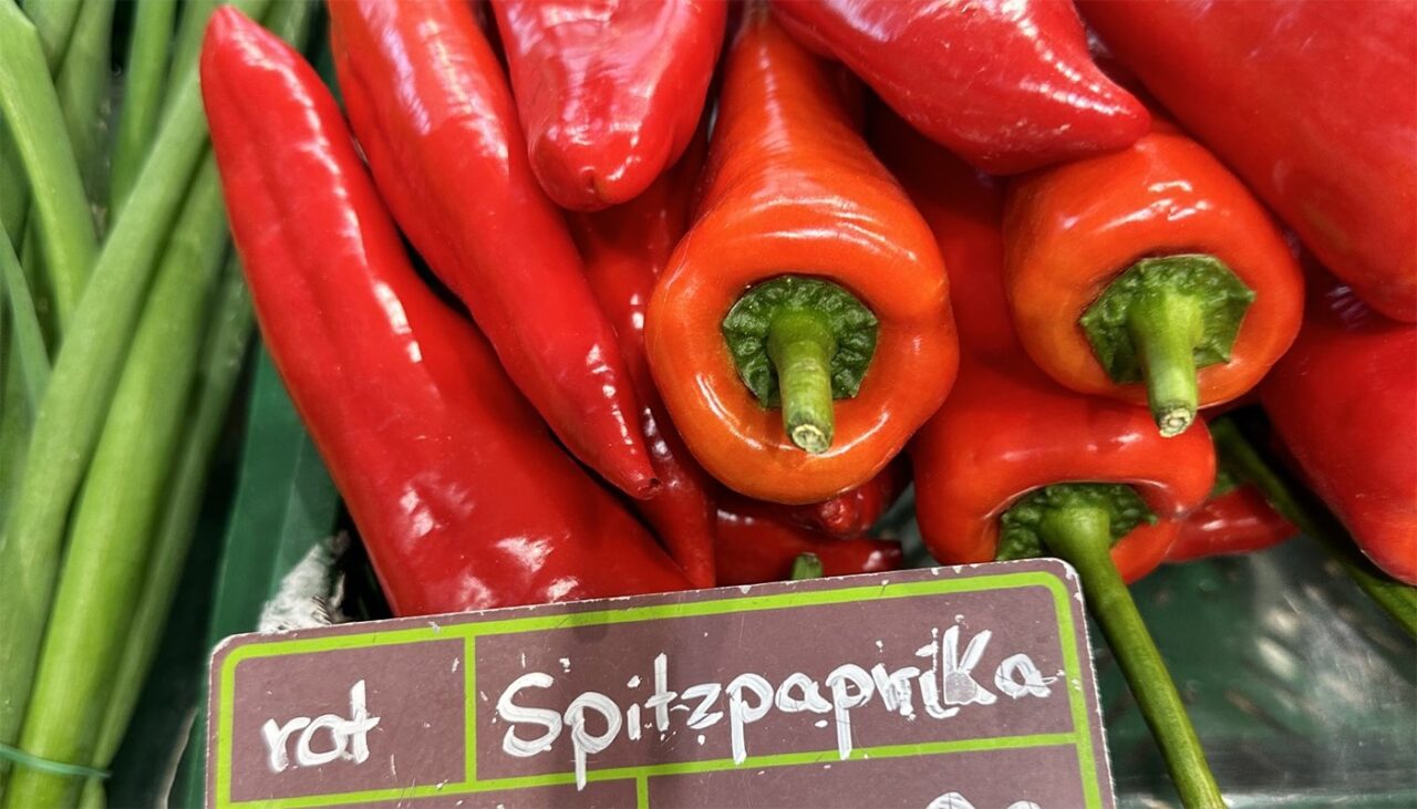Prețul e gigantic! Cu câți bani se vinde un kilogram de ardei kapia într-un supermarket din Germania