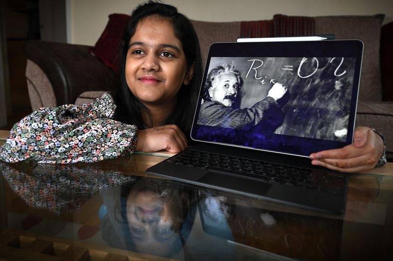 Are doar 12 ani, dar l-a depășit pe Einstein! CINE ESTE copila cu un IQ de 162