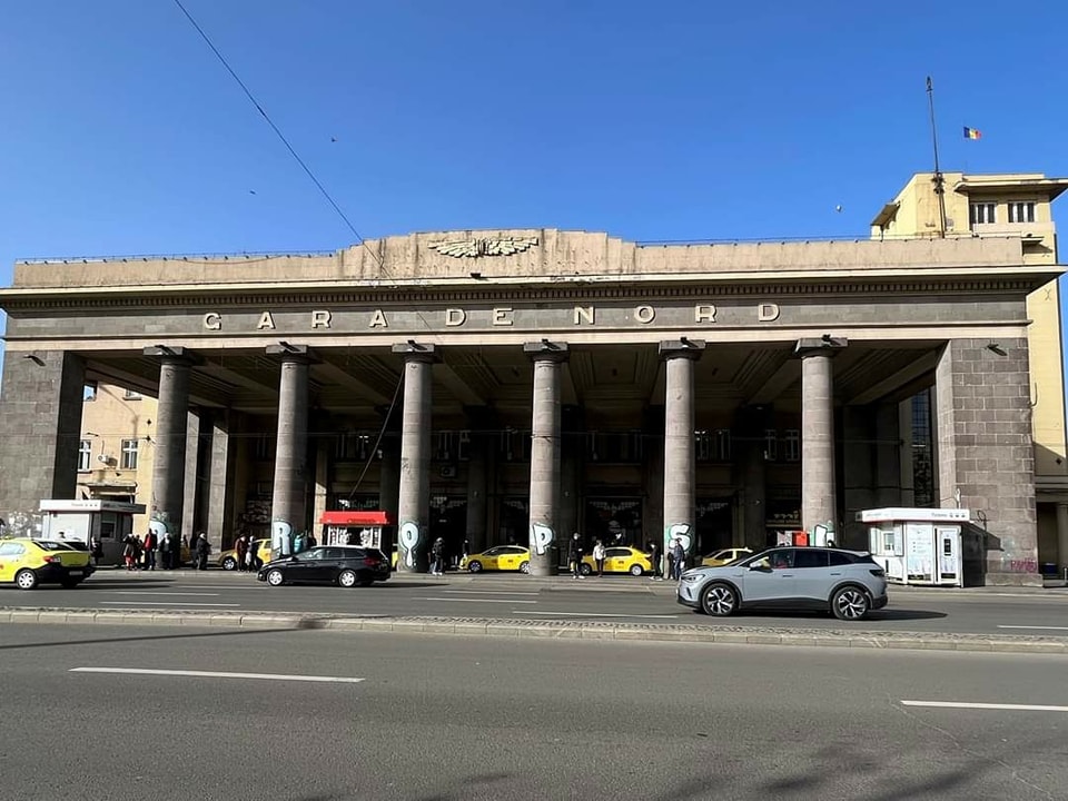 Turiștii străini, îngroziți de toaleta din Gara de Nord: „Dacă puteți, evitați..”