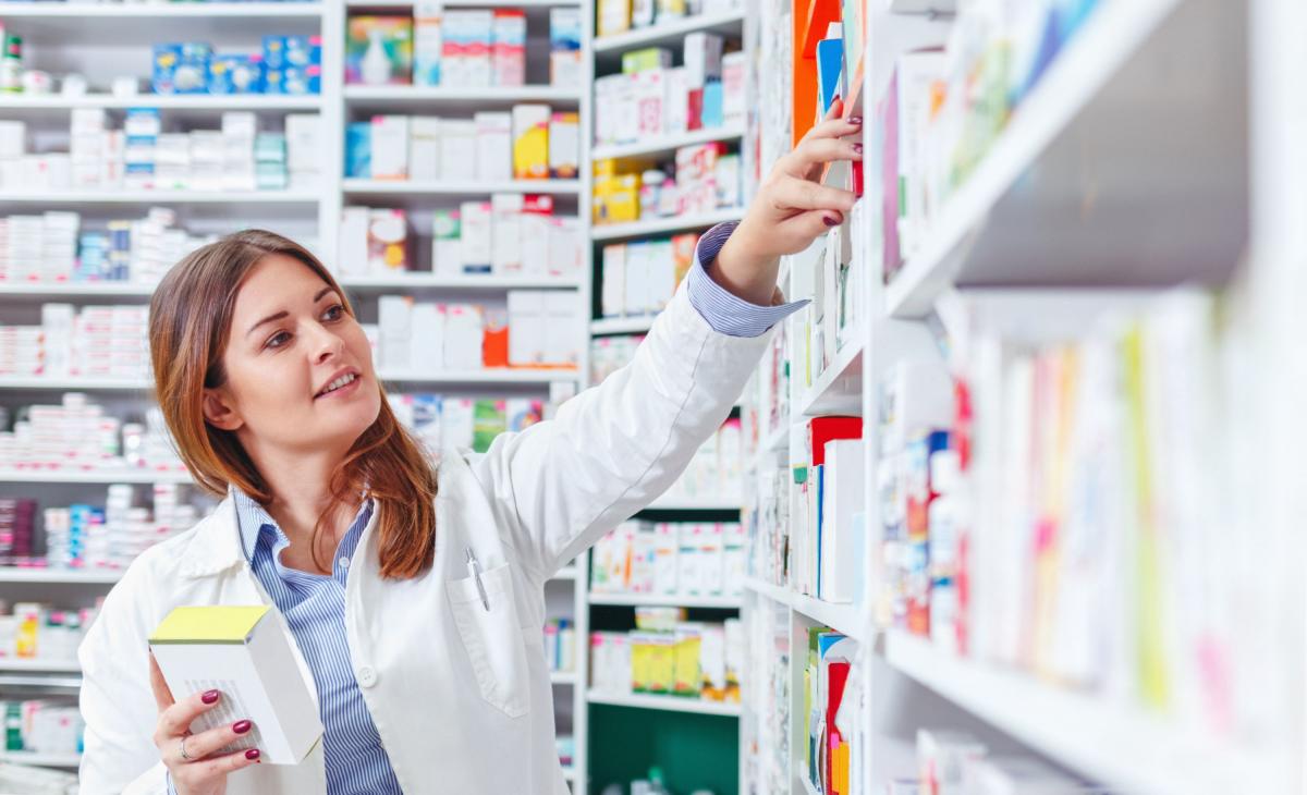 Cât câștigă un FARMACIST în fiecare lună / „Venitul lunar pe care-l pot atinge poate fi și de 10.000 de lei net”