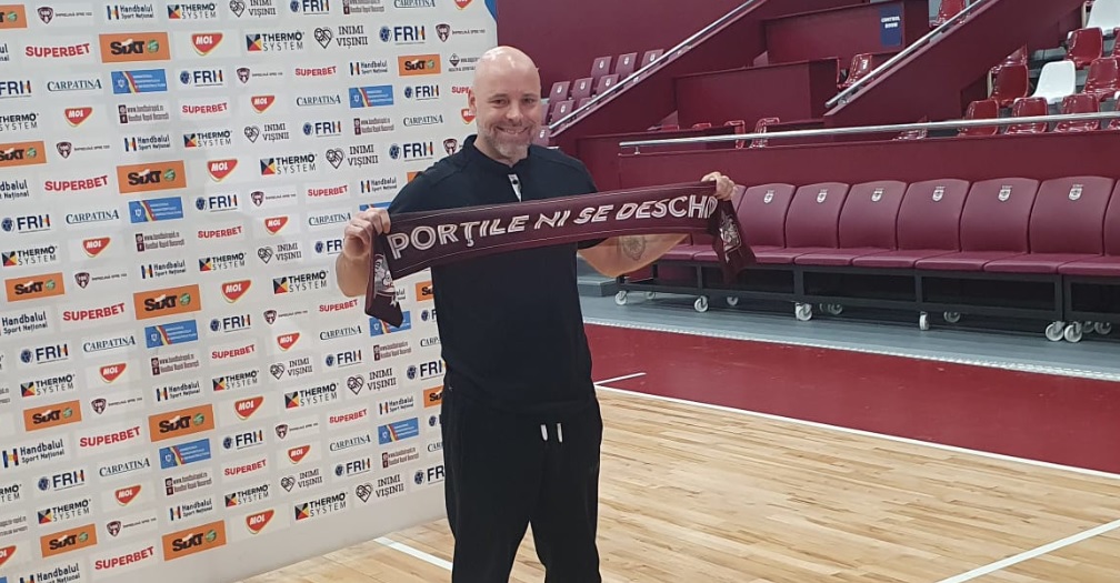 Kim Rasmussen revine în România! L-a înlocuit pe spaniolul Carlos Viver la echipa de HANDBAL feminin Rapid