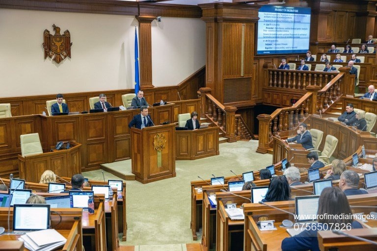 Este oficial! Parlamentul de la Chișinău a votat: Sintagma ”LIMBA ROMÂNĂ” va înlocui ”limba moldovenească” în toate legile din Republica Moldova