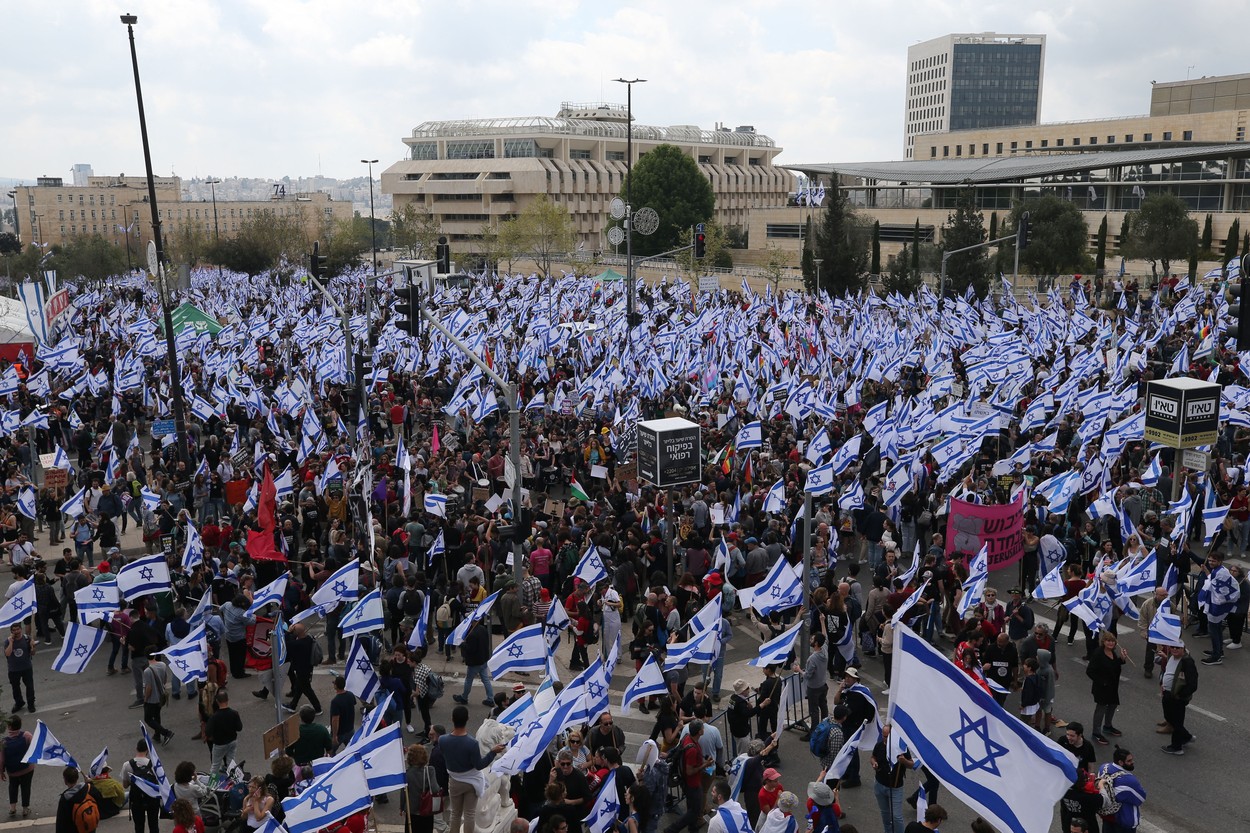 ISRAEL: Președintele cere oprirea imediată a reformelor din sistemul judiciar, ca urmare a protestelor de amploare