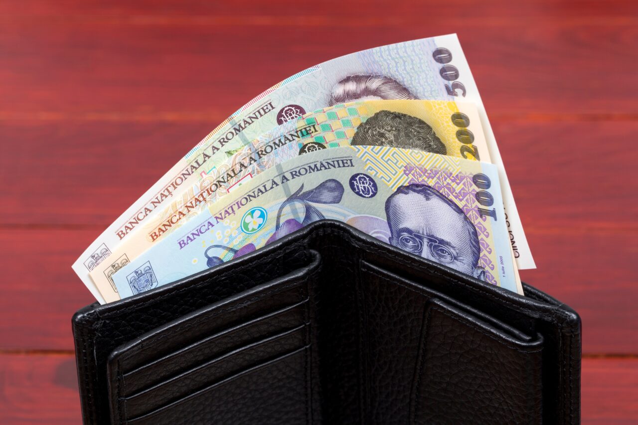 Vouchere de 50.000 de lei pentru români. Care sunt condițiile care trebuie îndeplinite pentru a primi acești bani