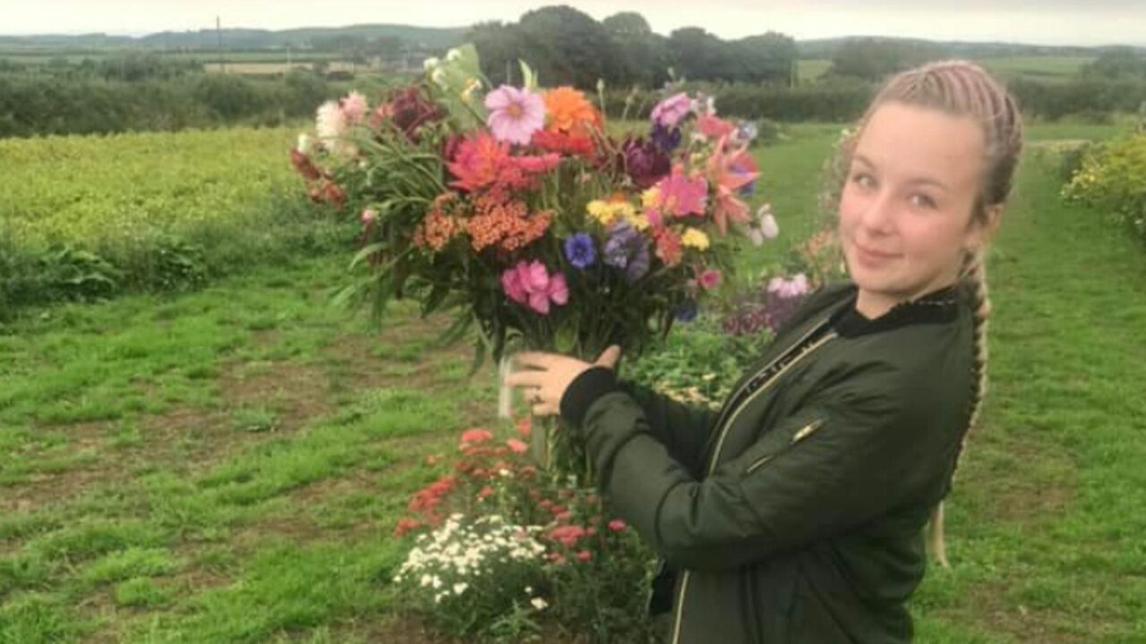 Trei bărbați au încercat să se SINUCIDĂ, după ce o tânără de 22 de ani i-a acuzat de viol în mod fals. „Am fost doar omul nepotrivit în locul nepotrivit”