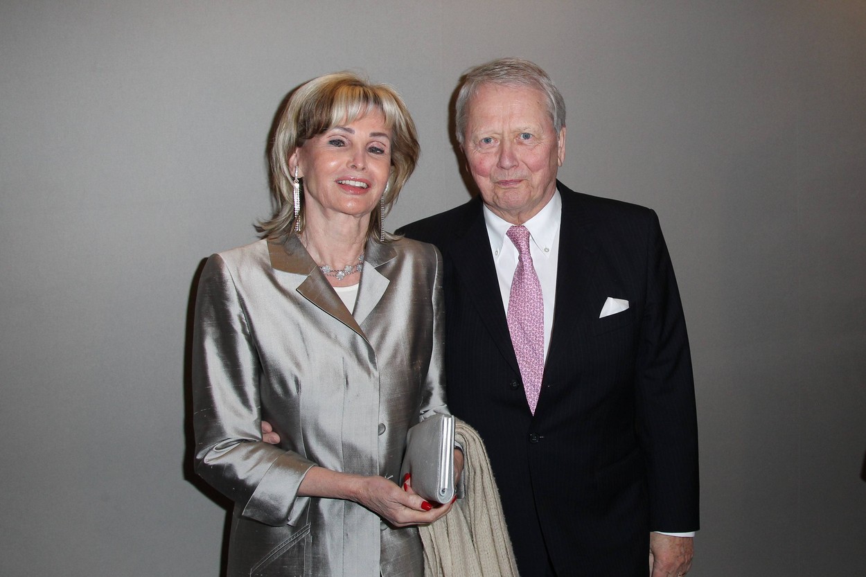 Miliardarul Wolfgang Porsche, de 79 de ani, anunță că divorțează de soția sa Claudia. Femeia ar fi grav bolnavă
