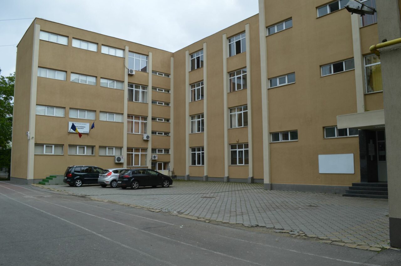 Asociația Elevilor din București și Ilfov nu este de acord cu ideea reintroducerii EXMATRICULĂRII elevilor, după incidentele recente din două școli