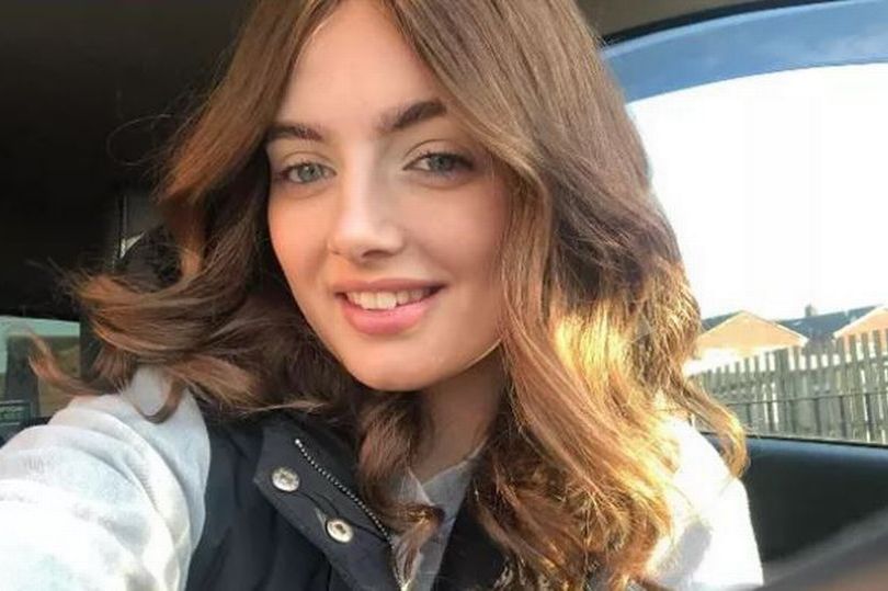 Cazul TRAGIC al unei tinere de doar 18 ani care a reușit să învingă cancerul. A murit după doar o săptămână din cauza unei infecții