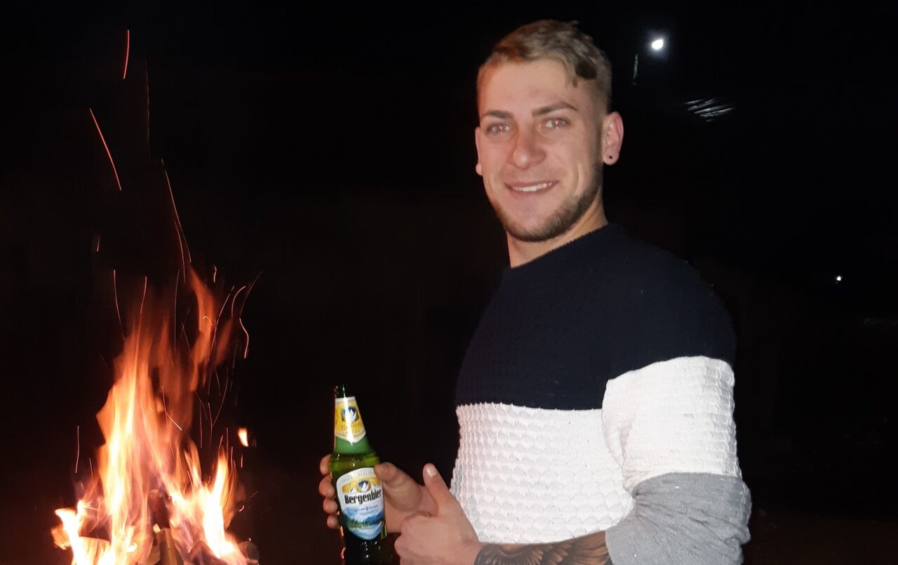Cine este Andrei Iulian, tânărul de 21 de ani mort în cumplitul ACCIDENT din Șcheia. Mașina nu mai fusese pornită de un an