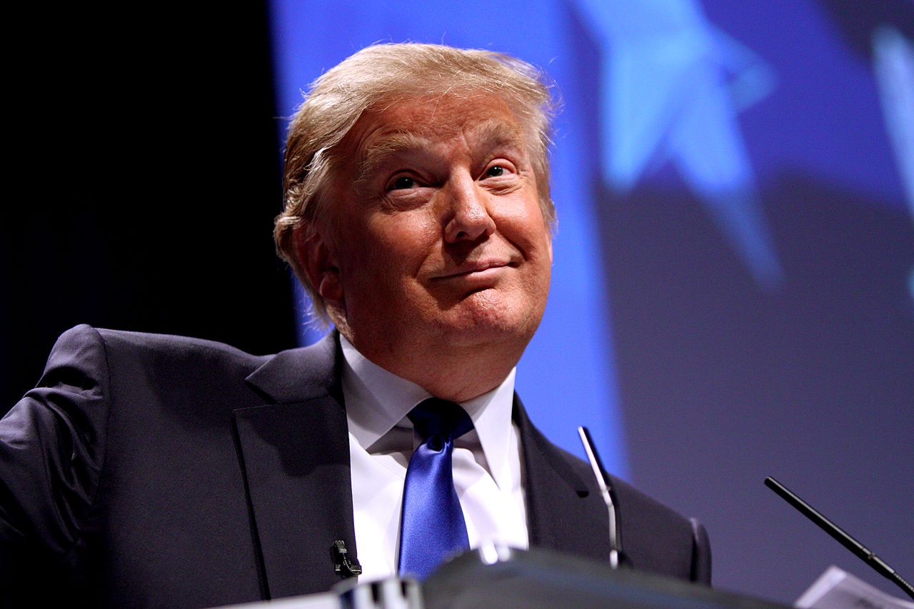 Femeia care i-a trimis lui Trump o scrisoare otrăvită, condamnată. „Clovn tiran urât. Distrugi Statele Unite, le conduci la dezastru”