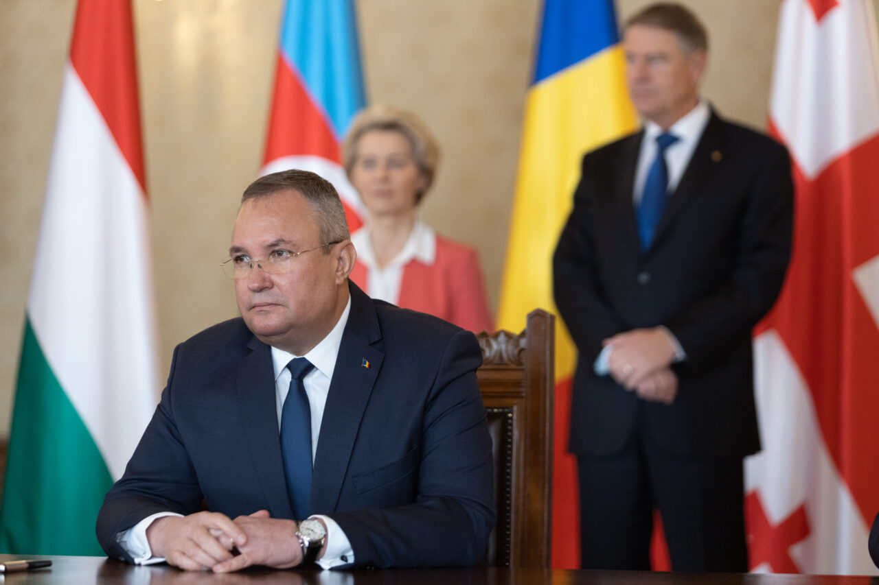 Nicolae CIUCĂ: „Salut acordul provizoriu la care a ajuns CE cu statele afectate de situaţia cerealelor din Ucraina”