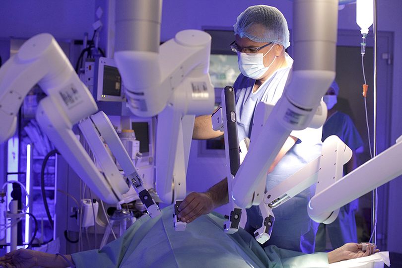 Tratamentul modern, minim invaziv, al herniilor abdominale (P)
