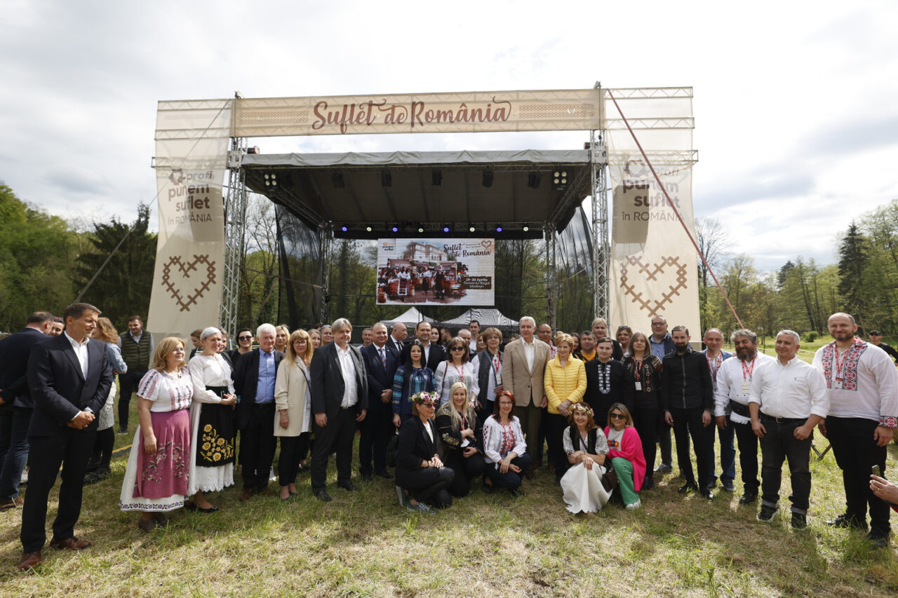 Festivalul SUFLET DE ROMÂNIA celebrează satul românesc și producătorii locali