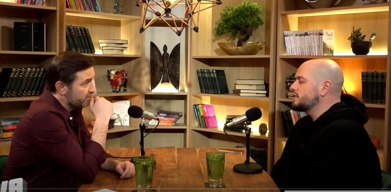 VIDEO| BRomania dezvăluie care este momentul în care s-a simțit FAIMOS pentru prima dată la podcastul ALTCEVA cu Adrian Artene