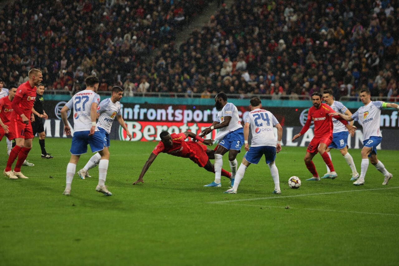 FCSB relansează lupta pentru titlu în Superliga! Farul, învinsă pe Arena Națională