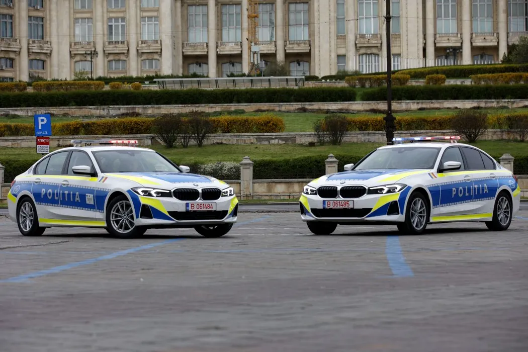 VIDEO | Cum arată și ce caracteristici au noile BMW-uri care au intrat în dotarea Poliției Rutiere. Viteza maximă pe care o ating este de 230 de km/h