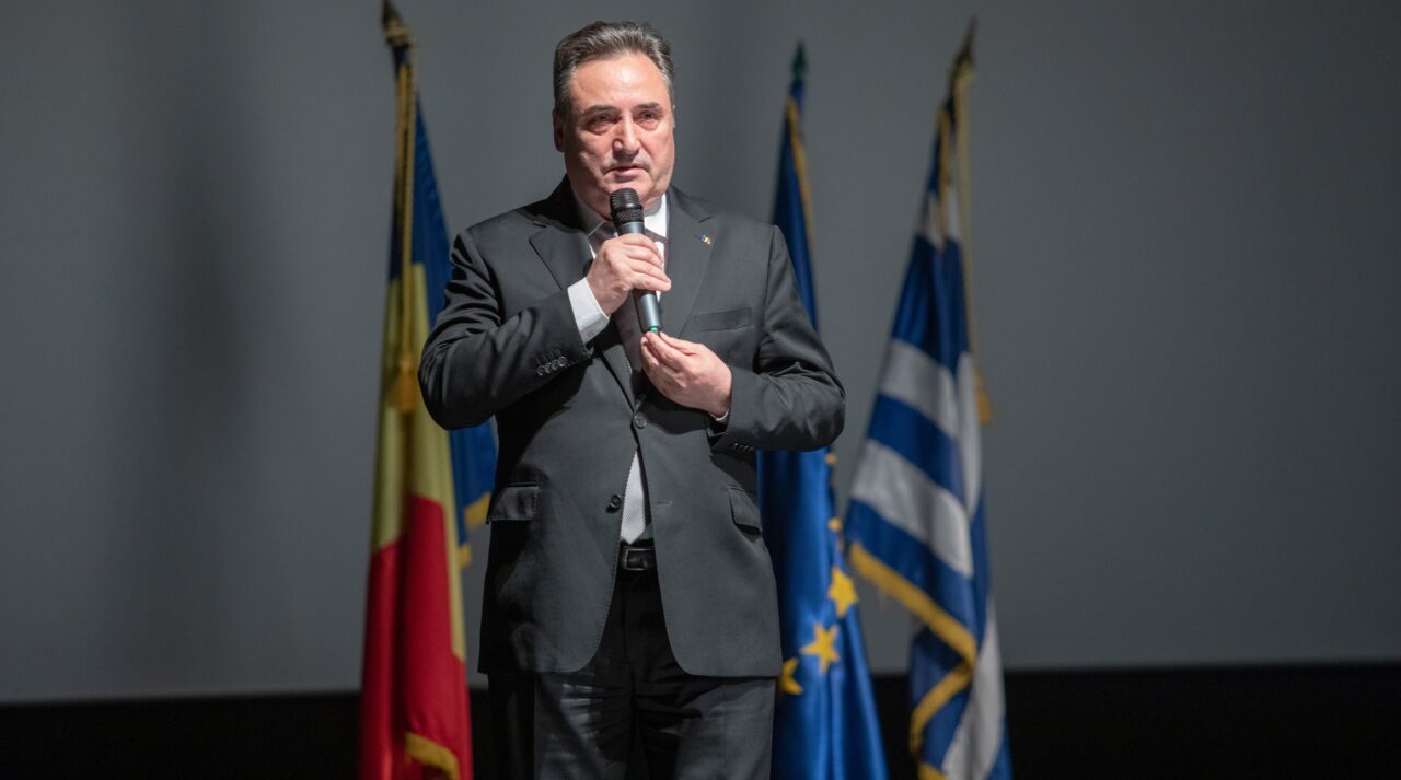 VIDEO | Președintele Consiliului Județean Constanța, Mihai Lupu, filmat în timp ce jignește și lovește un polițist