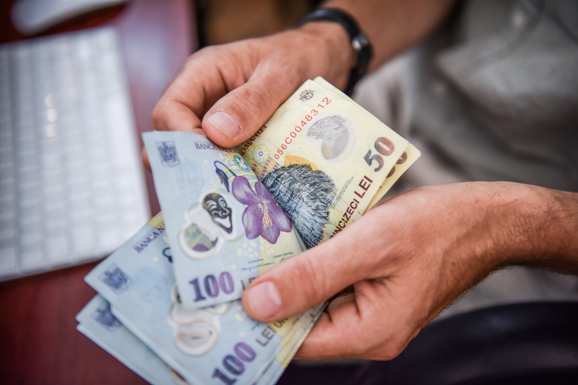 Bani de la stat pentru români! Ajutor pentru încălzirea locuinței. Ce condiții trebuie să fie îndeplinite pentru a beneficia de acesta