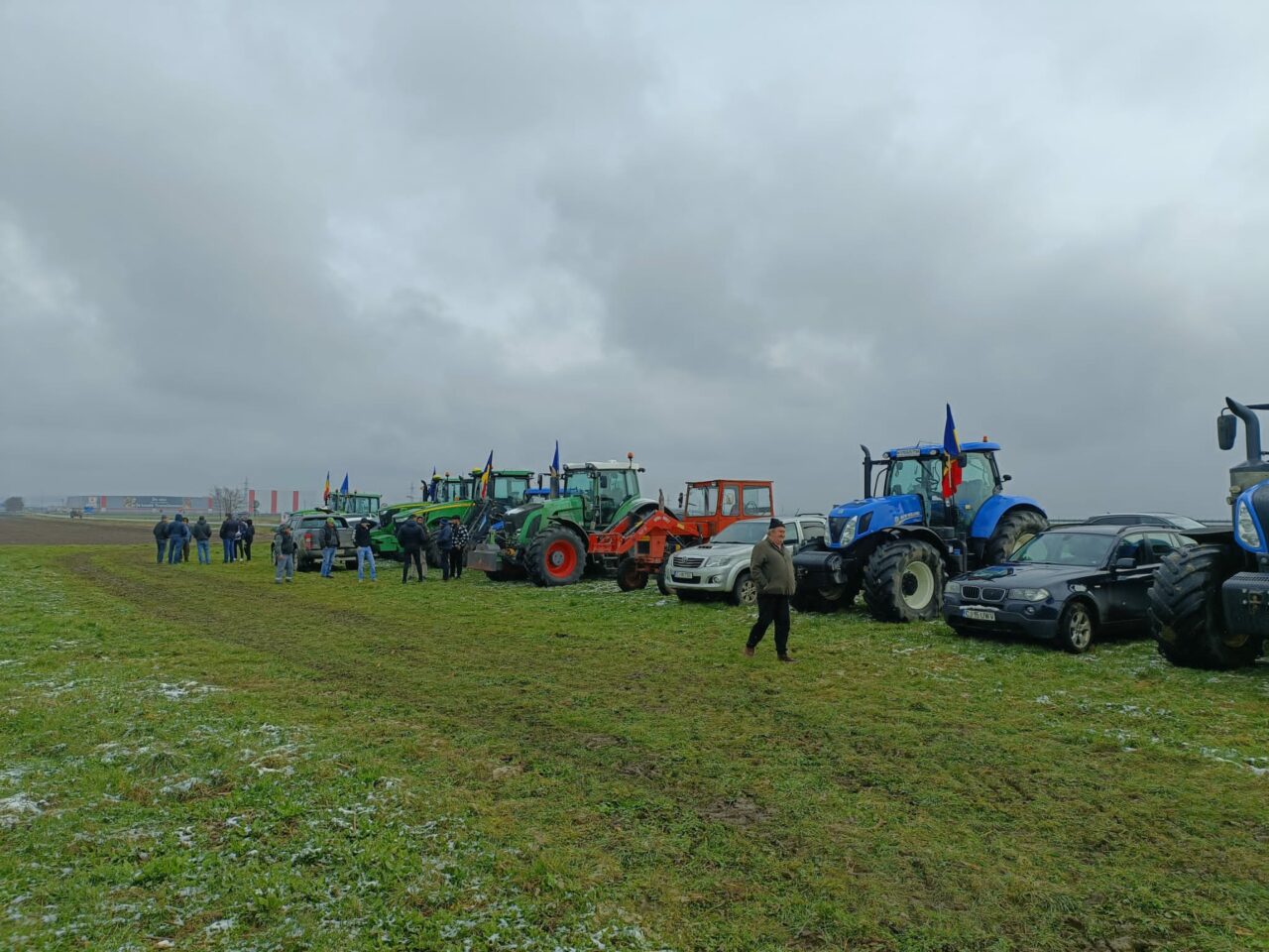 Fermierii cer CREDITE pe termen lung: „Accesul la creditare este unul foarte greu în România”. Ce promisiuni au făcut băncile în sectorul agriculturii