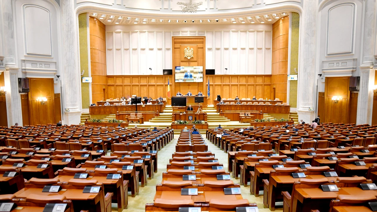 Reprezentant AUR, prins când încerca să intre cu patru GLOANȚE în Parlament. A fost nevoie de intervenția SPP