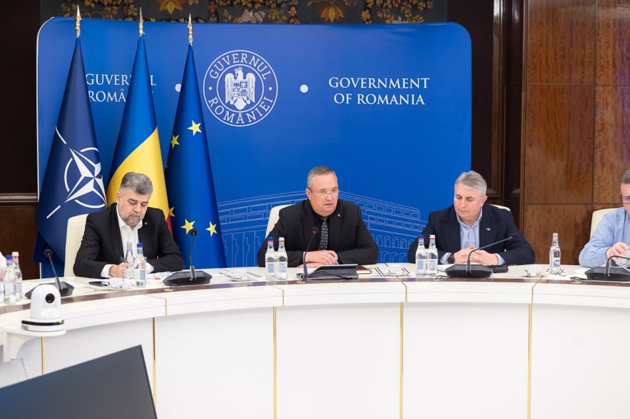 FOTO | Guvernul, după NEGOCIERILE cu sindicatele: „Până la data de 15 iulie Ministerul Muncii va finaliza proiectul noii legi a salarizării”