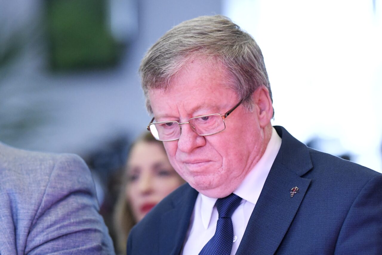 Liderul Federației Alma Mater, organizator al grevei din educație, a câștigat peste jumătate de milion de lei, de trei ori mai mult decât președintele