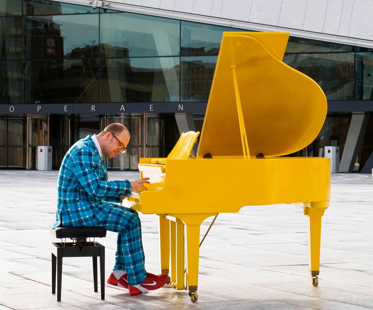 Aksel Kolstad, numit de presa internațională „un Tarantino al pianului clasic”, concertează pe 1 iunie la București