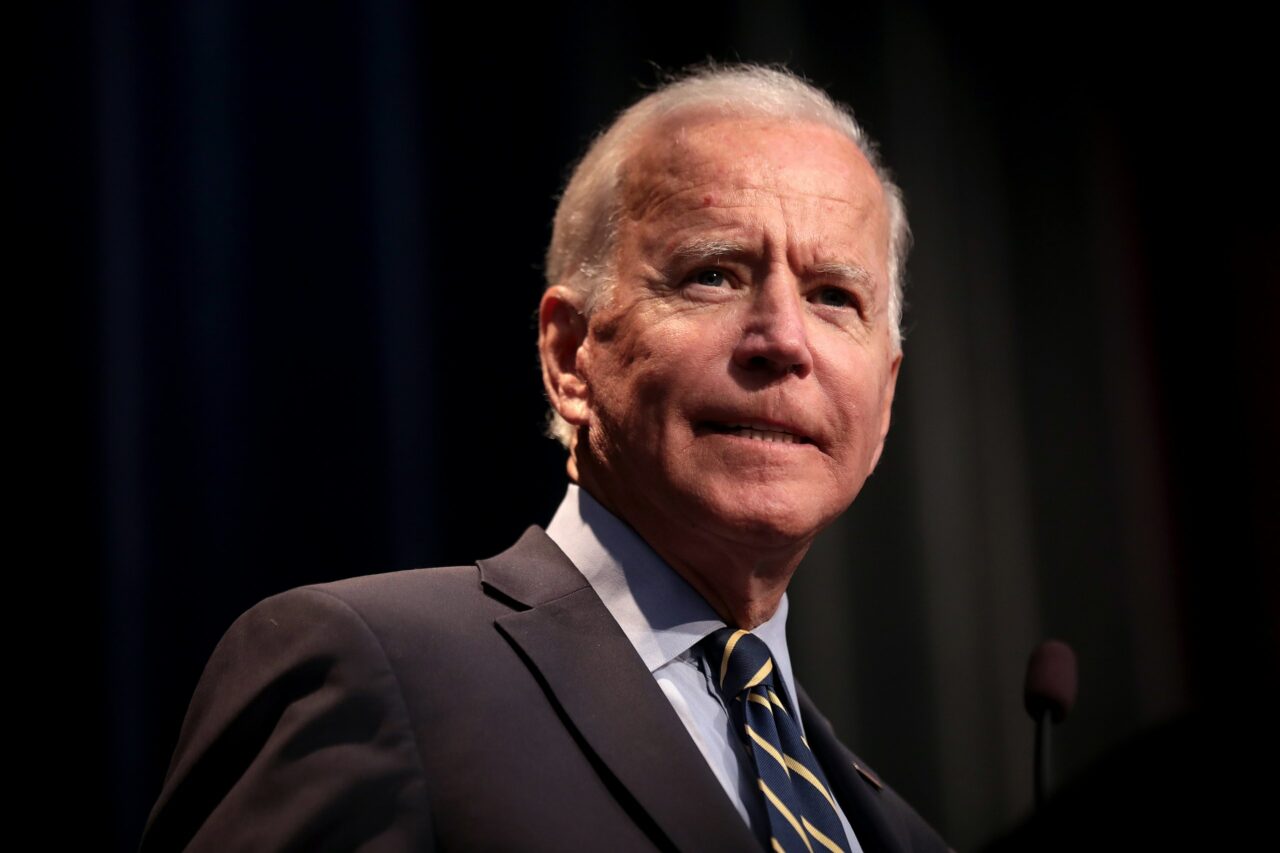 Biden, FORȚAT să anuleze un turneu în Asia din cauza crizei datoriilor din SUA