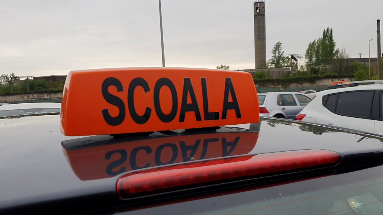 A făcut INFARCT în timpul examenului auto! Cum a fost salvată clujeanca chiar de polițistul examinator