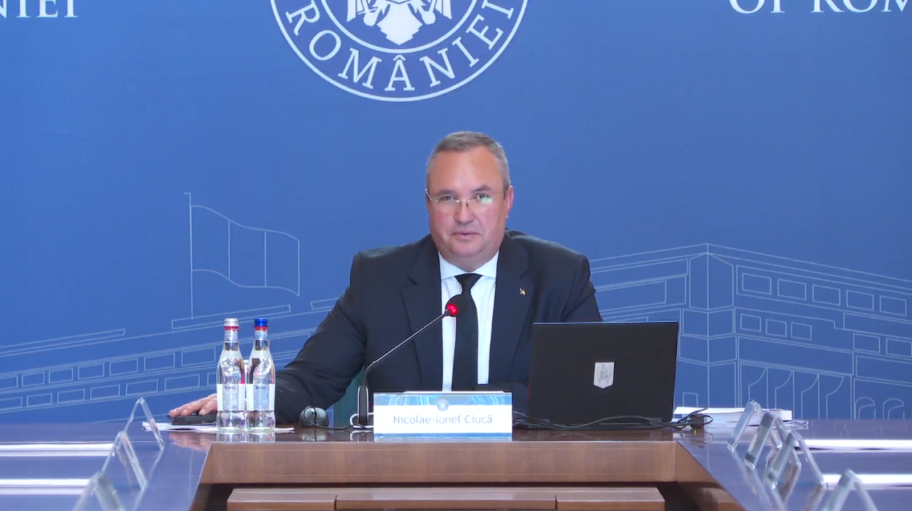 Nicolae Ciucă, mesaj de Ziua Eroilor şi al Înălţării Domnului: ”Eroii omagiați astăzi, cunoscuţi sau nu, trăiesc prin România pe care ne-au lăsat-o”