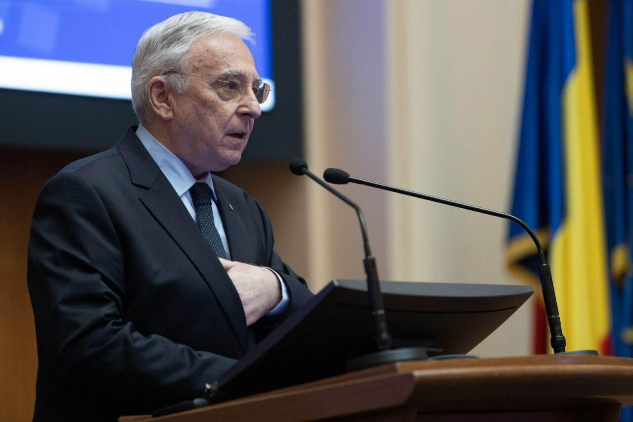 Mugur Isărescu: „Am reușit să temperăm inflația fără să introducem economia în recesiune”