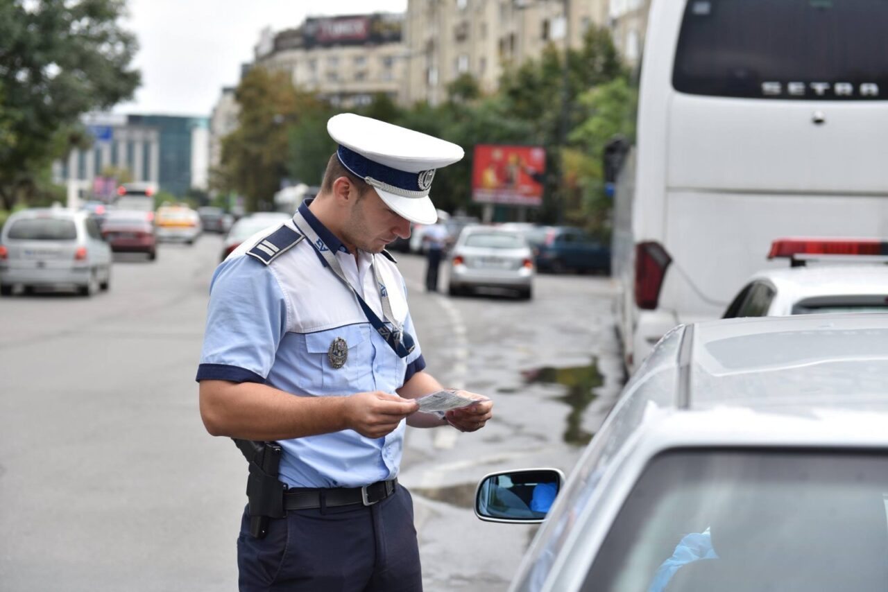 AMENDĂ de 435 de lei pentru șoferii care fac asta. Greșeala banală pe care o fac mulți