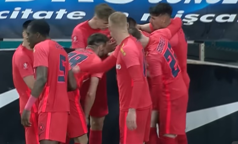 FCSB, în urmărirea celor de la Farul Constanța! Victorie cu Sepsi și spectacol în tribune! Cum arată clasamentul în Superliga