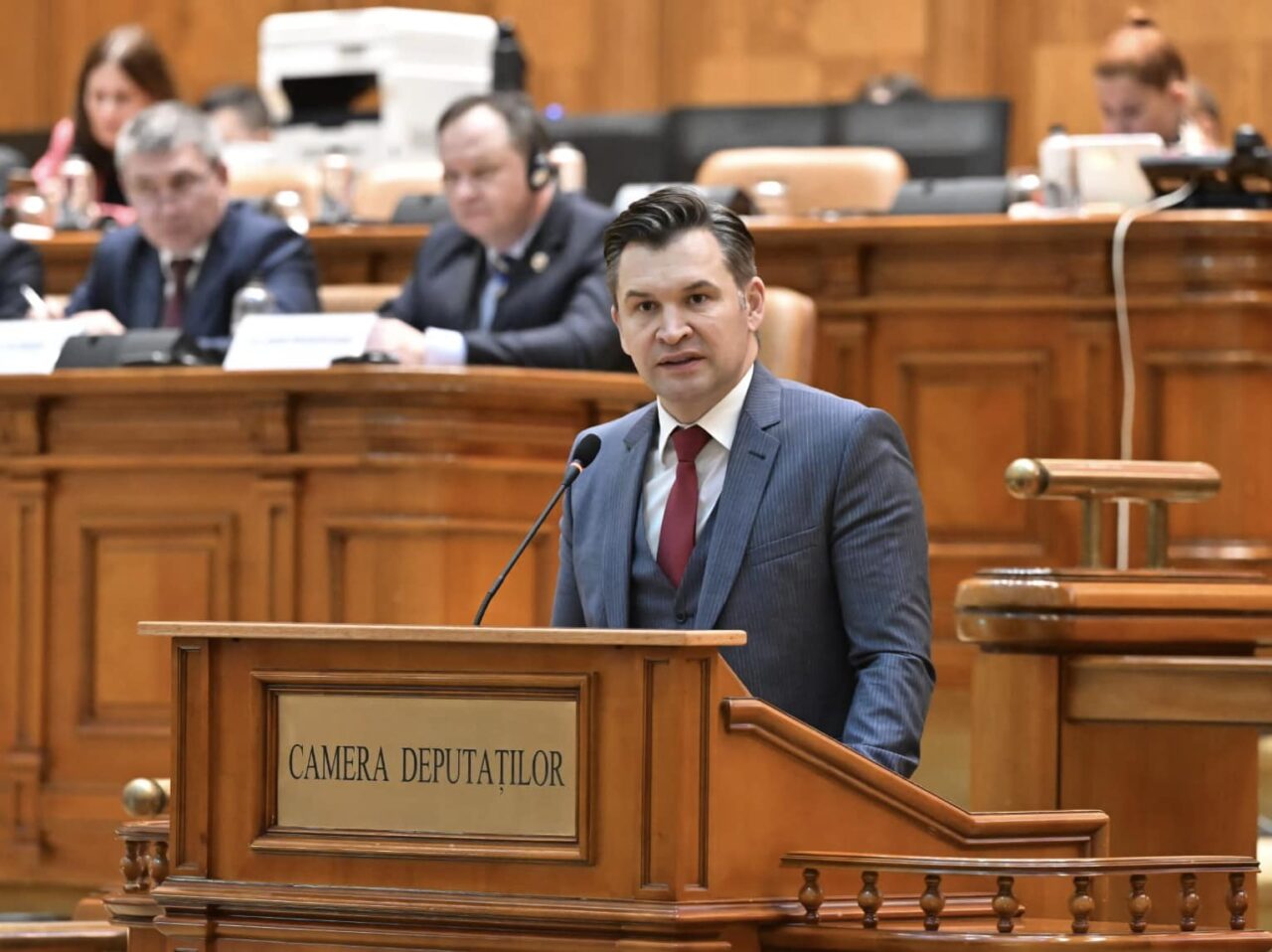 Ionuț Stroe (PNL): „AUR este locul unde și-au găsit refugiul politicieni violenți. Ce va urma, o MITRALIERĂ?”