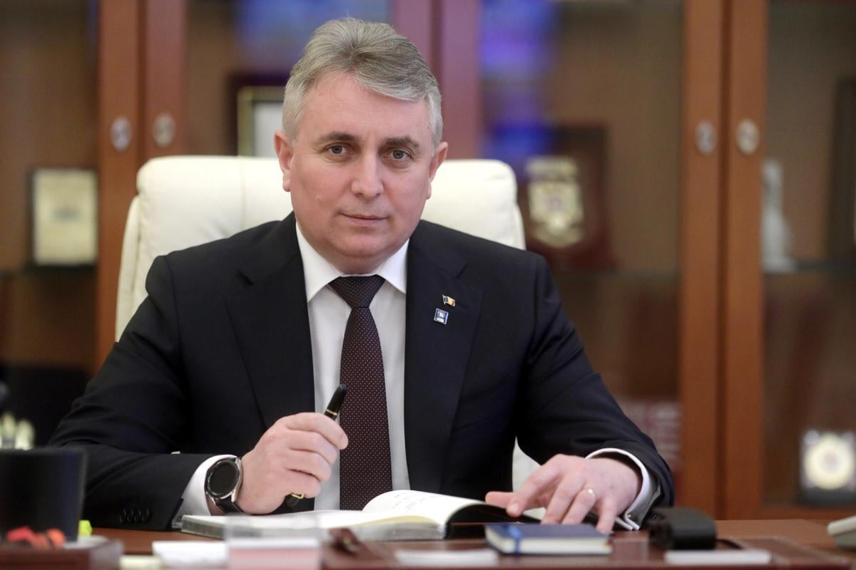 Ministerul de Interne, după întâlnirea lui Bode cu sindicaliştii: De la 1 iunie se aplică nivelul din Legea 153/2017 pentru solde şi salarii