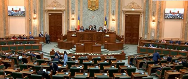 Senatul a fost informat cu privire la OUG pentru transportatori / Lucian Romașcanu a ironizat „protestul” din Piața Constituției