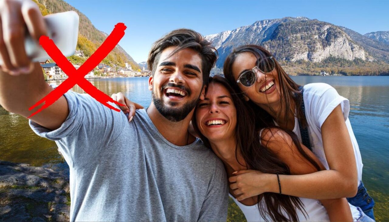 Stațiunea celebră în care turiștii nu mai au voie să facă SELFIE-uri. E unul dintre locurile preferate ale românilor!