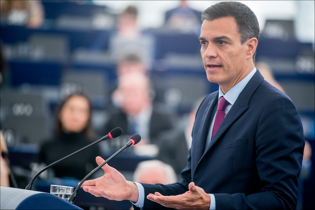 Premierul Spaniei îndeamnă la REVOLTĂ împotriva „tehnocastei”. Sanchez: Oligarhii rețelelor sociale vor controlul asupra întregului Occident