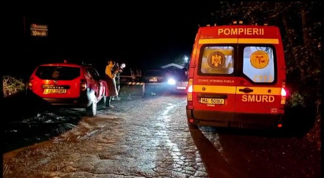 UPDATE | Două persoane au CĂZUT în lacul Snagov. Una a fost salvată de martori. O tânără de 27 de ani a murit