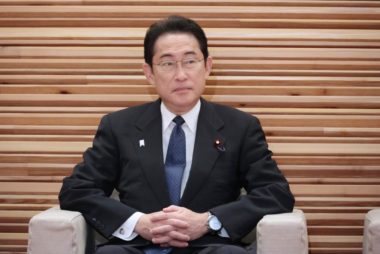 Premierul Japoniei și-a concediat propriul fiu! Shotaro Kishida a participat la o petrecere „nepotrivită”