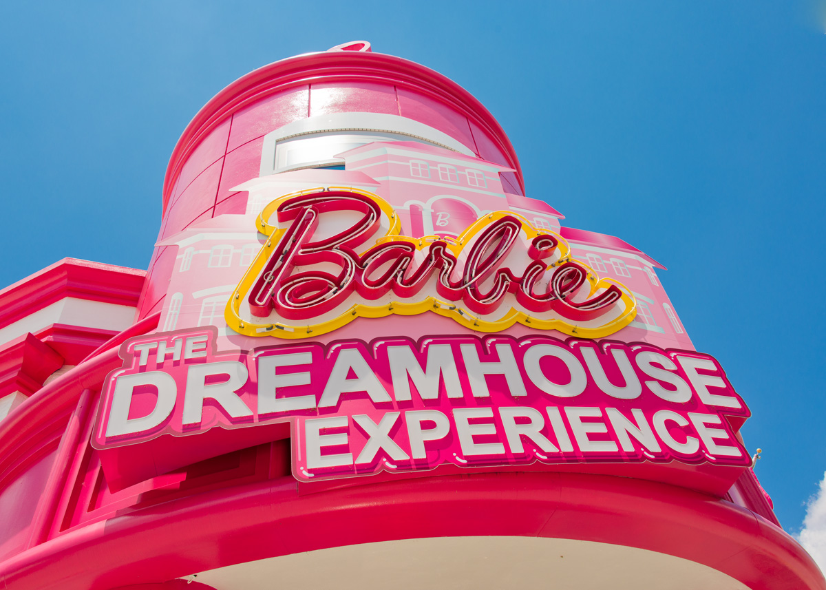 Povestea ascunsă din spatele filmului „BARBIE”. Producătorii au provocat o penurie globală de vopsea roz