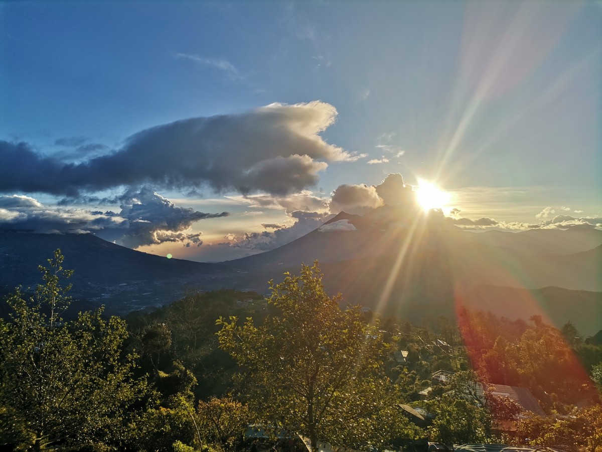 VREMEA. Avertisment ANM: val tropical peste România!