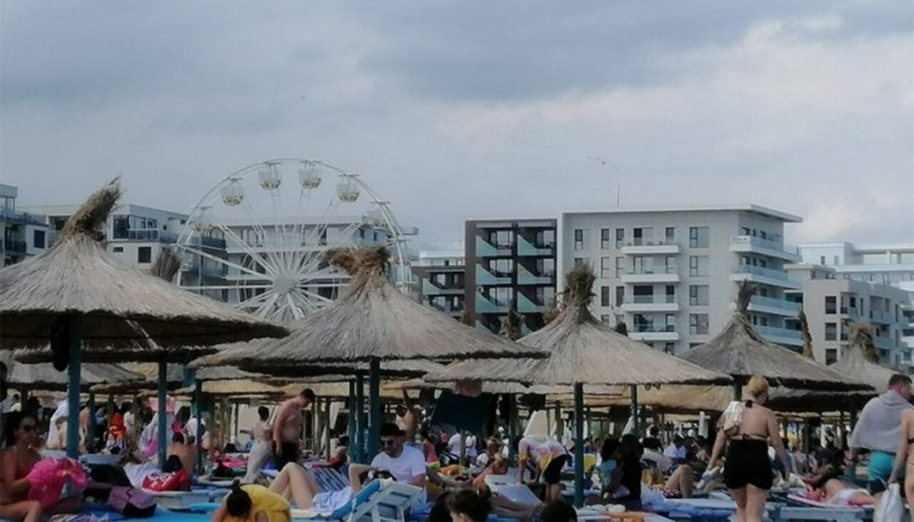Au făcut calculul complet! Câți BANI au cheltuit doi bucureșteni pentru două nopți în Mamaia: drum + cazare + mâncare + băutură + șezlonguri