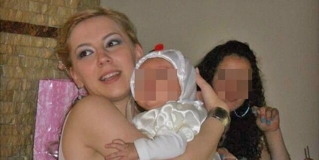 EXCLUSIV | Ce fac astăzi ”cea mai tânără mamă din România” și fiica ei. Povestea Claudiei și Alexandrei, după 12 ani . „O vede ca pe o soră mai mare”