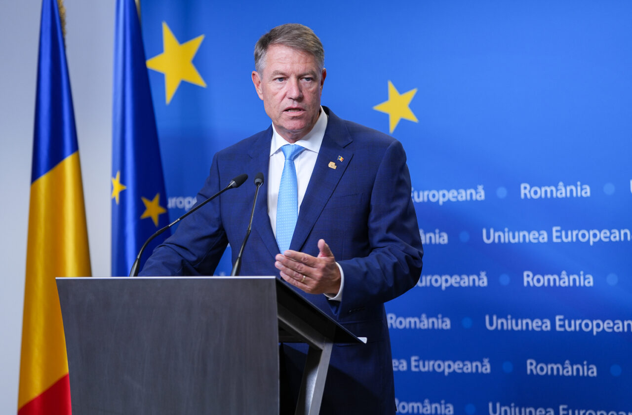 MESAJUL președintelui de Ziua Comemorării Victimelor Fascismului și Comunismului: „Democrația trebuie apărată prin acțiunile noastre”