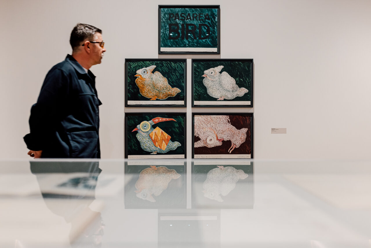 ”LOST IN THE MOMENT THAT FOLLOWS”: 140 de lucrări a 60 de artiști români, într-o expoziție-eveniment, la Praga