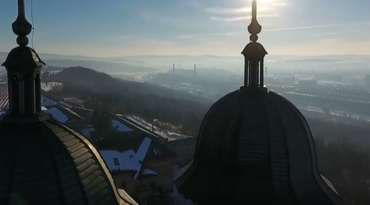 Locul din ROMÂNIA pe care nu trebuie să-l ratezi. Este de o frumusețe unică